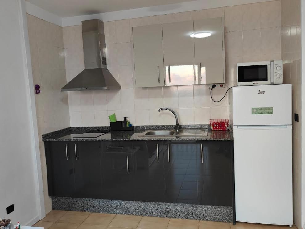 Apartamentos Tamaragua 브레나바자 외부 사진